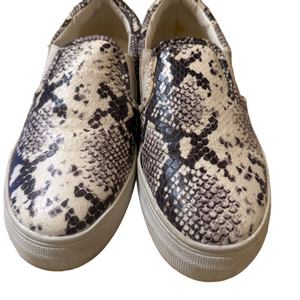 JustFab Cream and Black Snake Print Loafers